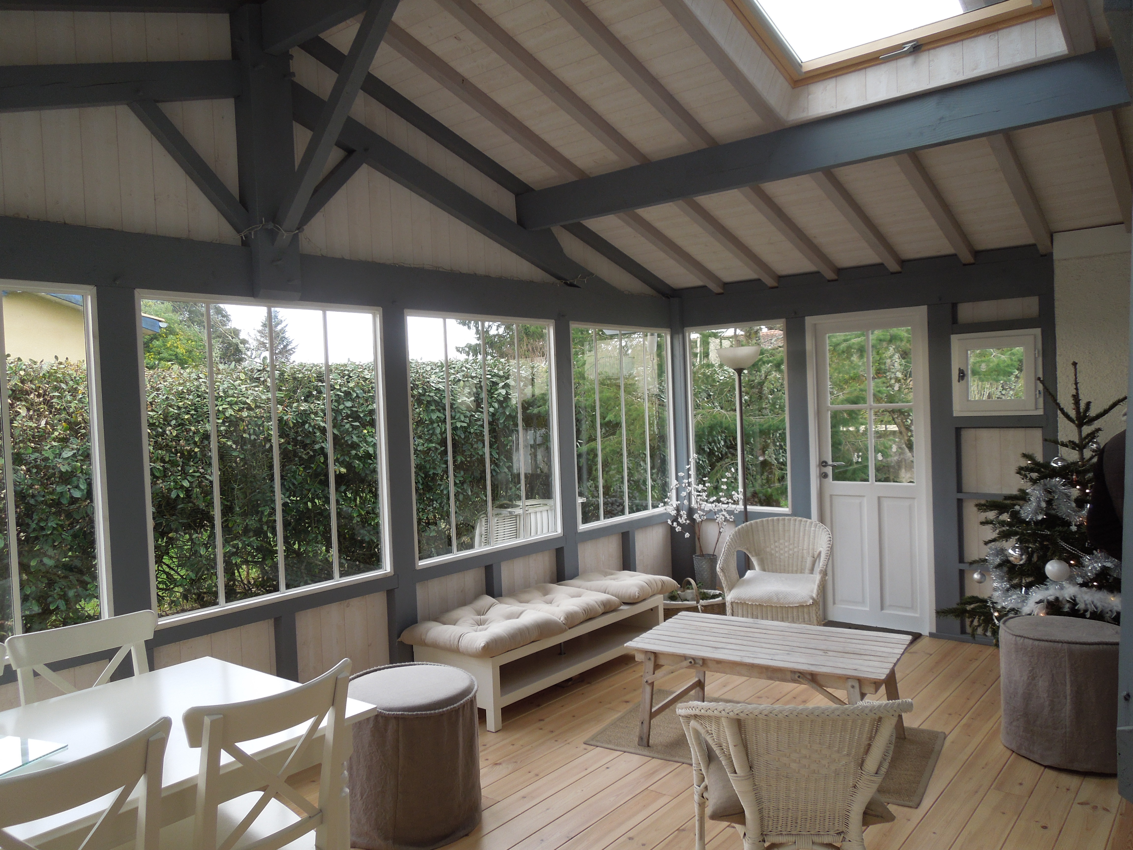 interieur extension blanche